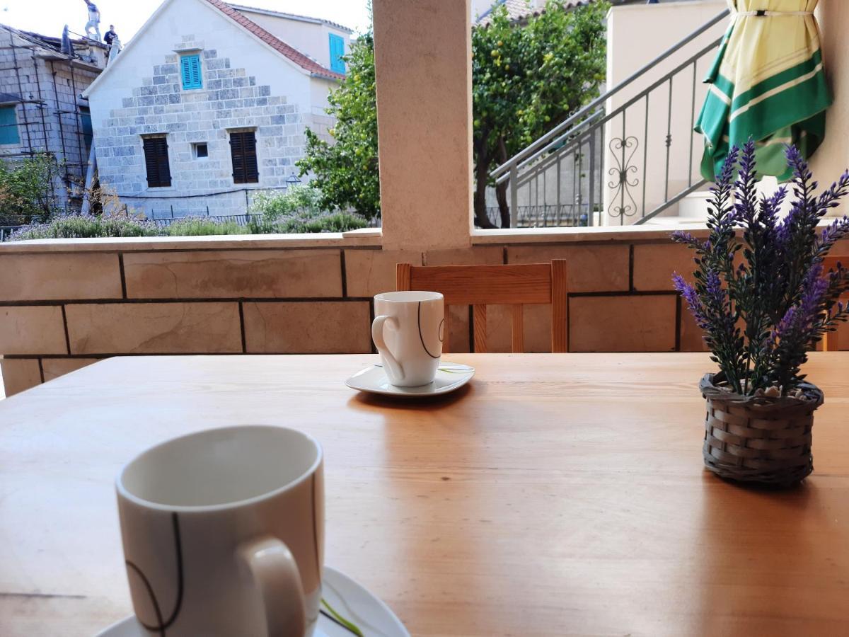Apartments Villa Beba Komiža Zewnętrze zdjęcie