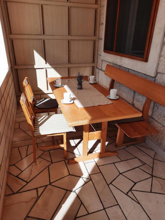 Apartments Villa Beba Komiža Zewnętrze zdjęcie