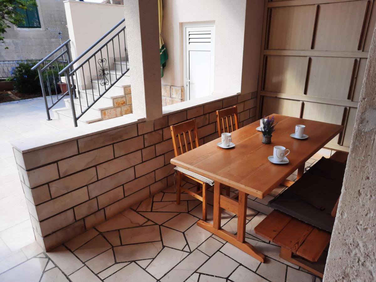 Apartments Villa Beba Komiža Zewnętrze zdjęcie