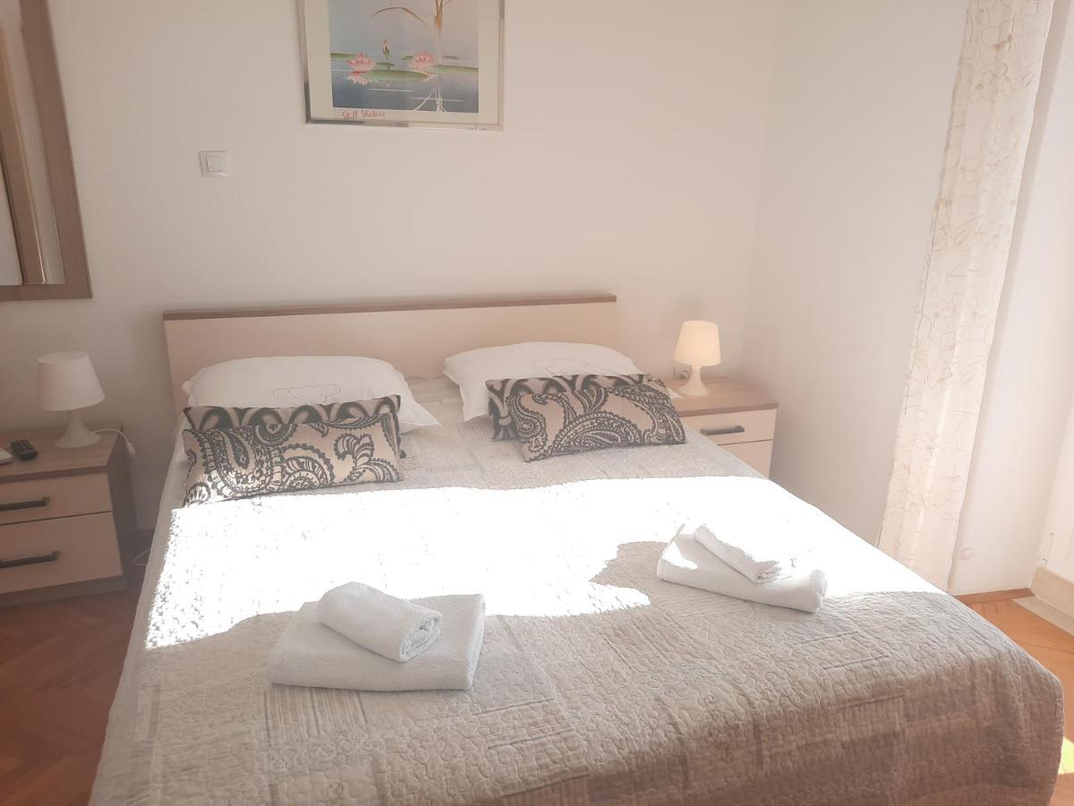 Apartments Villa Beba Komiža Zewnętrze zdjęcie
