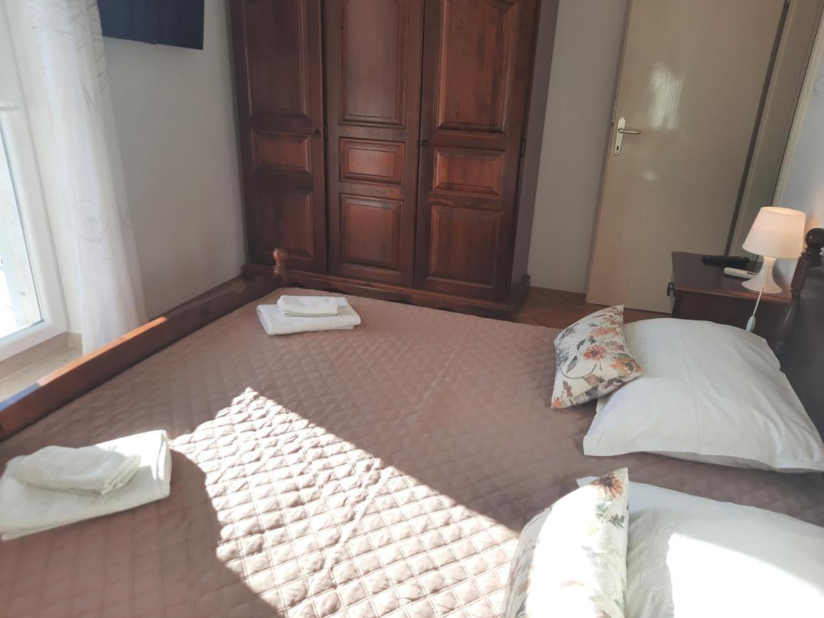 Apartments Villa Beba Komiža Zewnętrze zdjęcie
