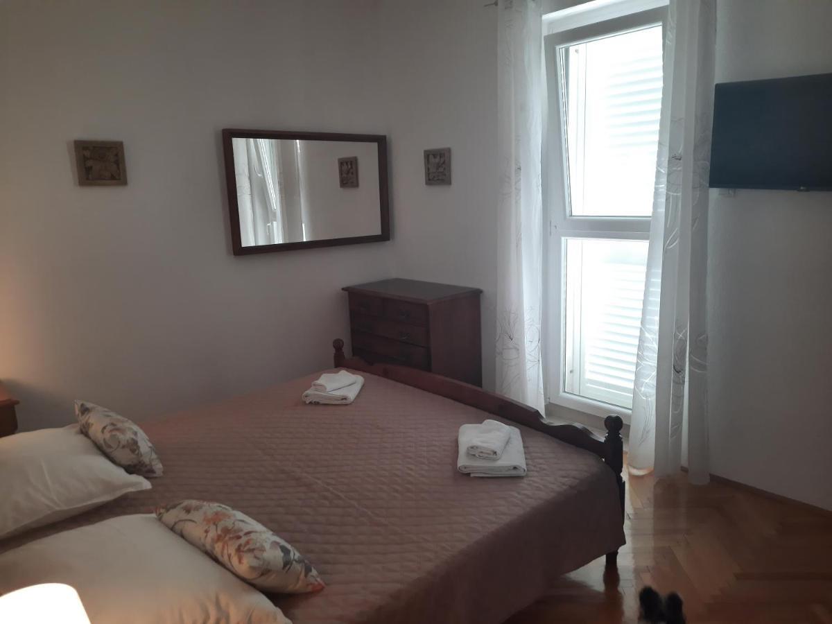 Apartments Villa Beba Komiža Zewnętrze zdjęcie