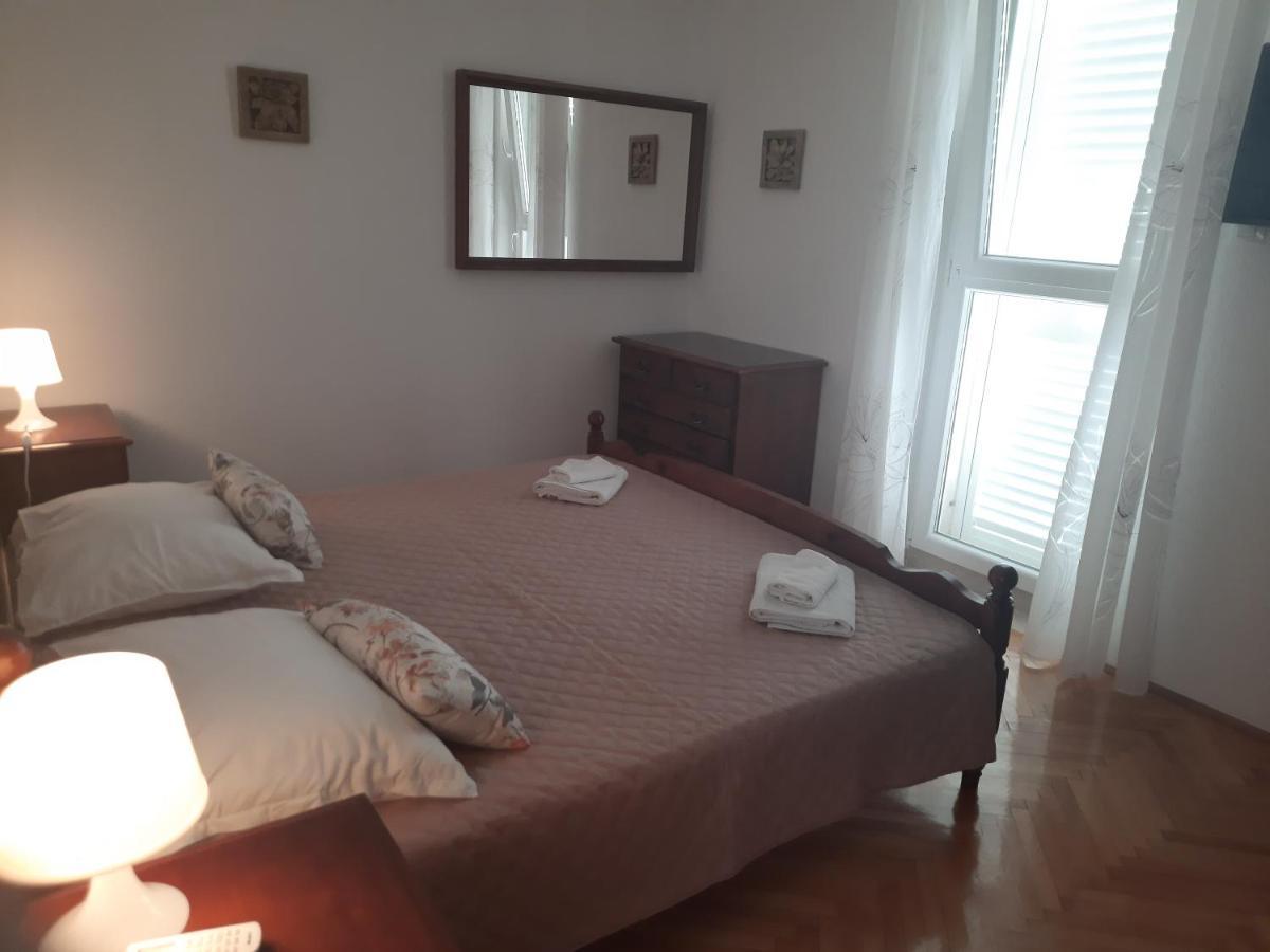 Apartments Villa Beba Komiža Zewnętrze zdjęcie