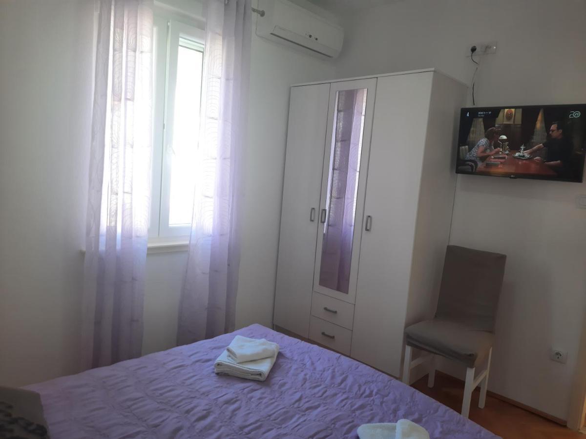 Apartments Villa Beba Komiža Zewnętrze zdjęcie